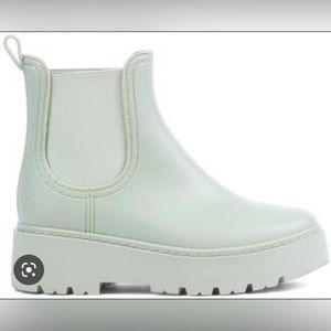 DV Platform Lug Boots